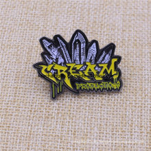 Benutzerdefinierte Ihre Form komplexer schwarzer Nickel Soft Emaille Pin Badge